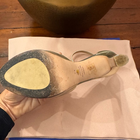 Stuart Weitzman DISCOPLATFORM gold platform sandal. Metallic gold leather.  6.5 - Picture 6 of 10